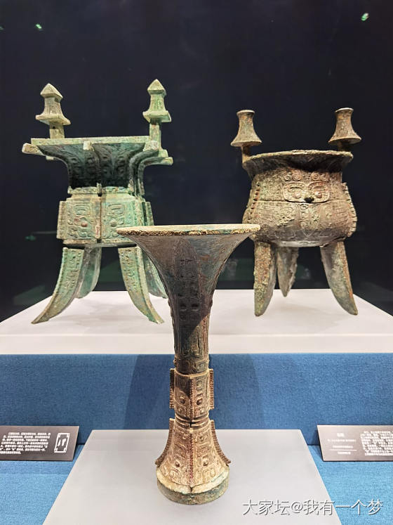 盘龙城遗址博物院-商翼四极特展_博物馆旅游