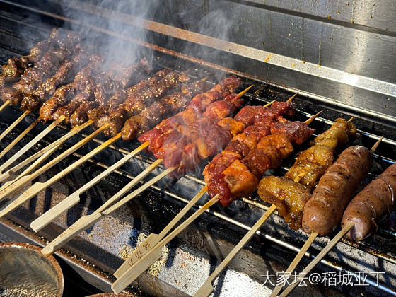 晚上亲戚请客去吃自助餐。去吃的的一头牛自助烤肉_美食生活