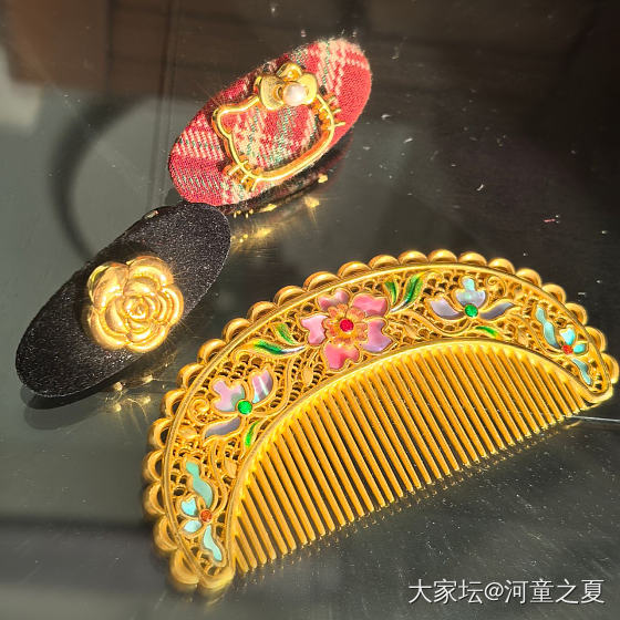 这周买了点发饰和梳子_头饰金