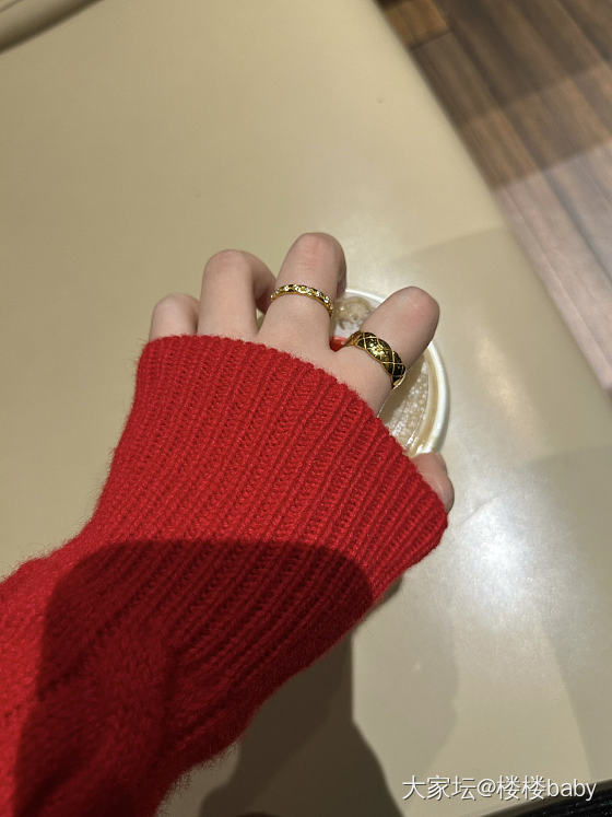 据说会漏财，但隔开戴就是好看呀_(:D)∠)__金翡翠
