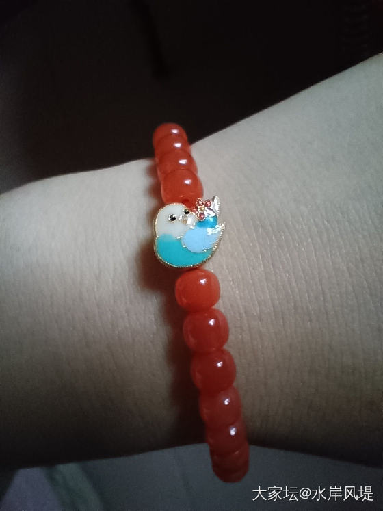 人生若只如初见，何事秋风悲画扇。_南红金