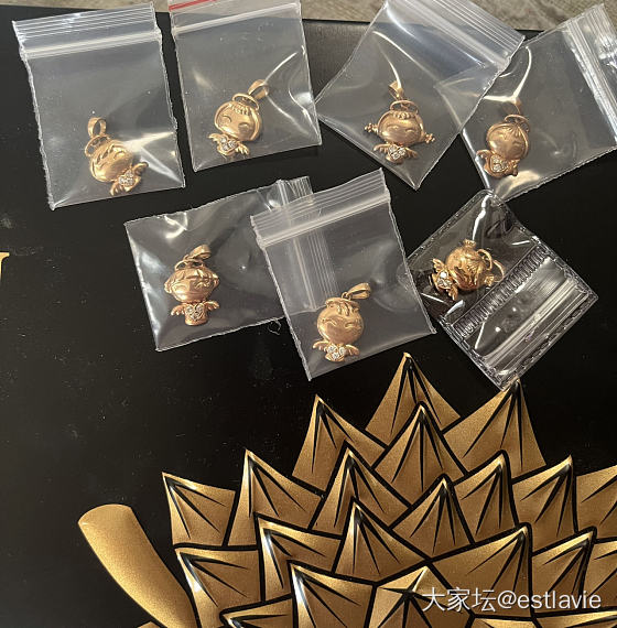 这么多年了，还是对周大福的福星宝宝情有独钟_金