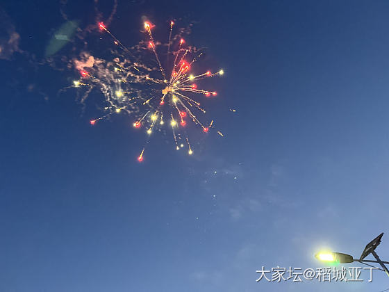 元宵节，晚上在亲戚家蹭了顿烤肉，喝了点小酒，美滋滋。_美食生活
