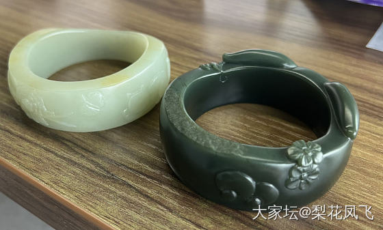 找到新玩具_手镯和田玉