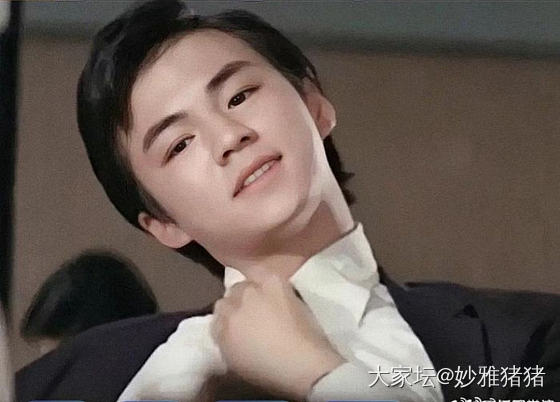 他笑起来的样子，像春风拂过大地_娱乐八卦