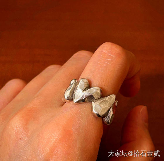 心有所属-德国带回心形围绕款设计师戒指_首饰925银