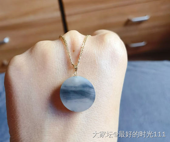 青花圆牌和碧玉圆牌_和田玉