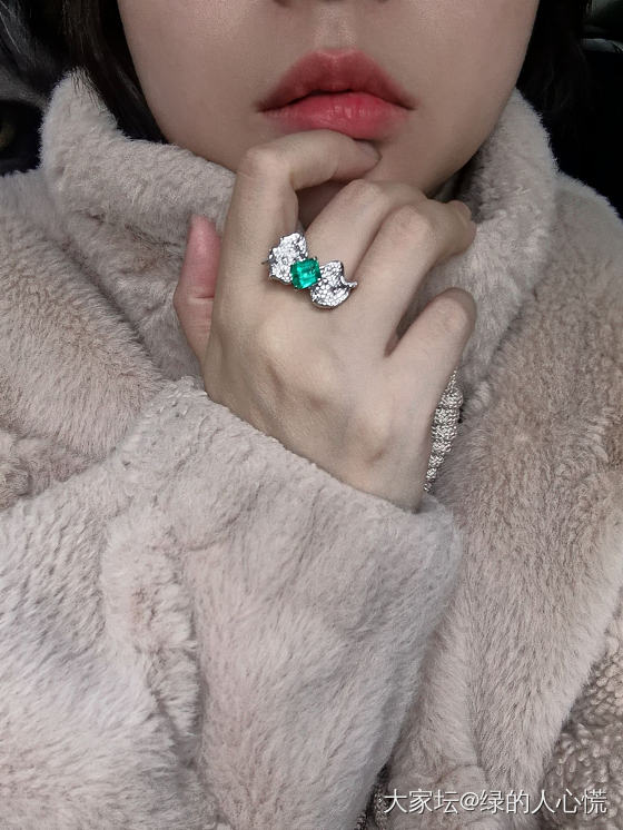 周一+阴天+上班，哪有能不疯的_戒指彩色宝石