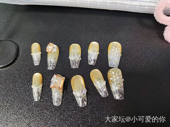 你美甲时候十个指头都贴钻或者贴满夸张饰品吗？_健康