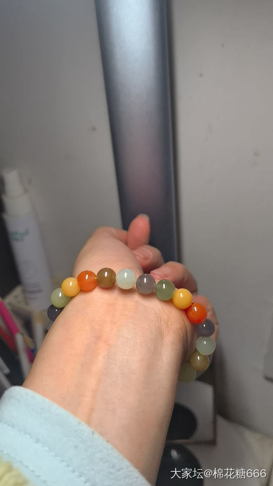 最喜欢的一串多宝，一颗一颗攒的珠子，有便宜的，也有贵一点的，就喜欢这串多宝的彩虹..._多宝彩色宝石玉石