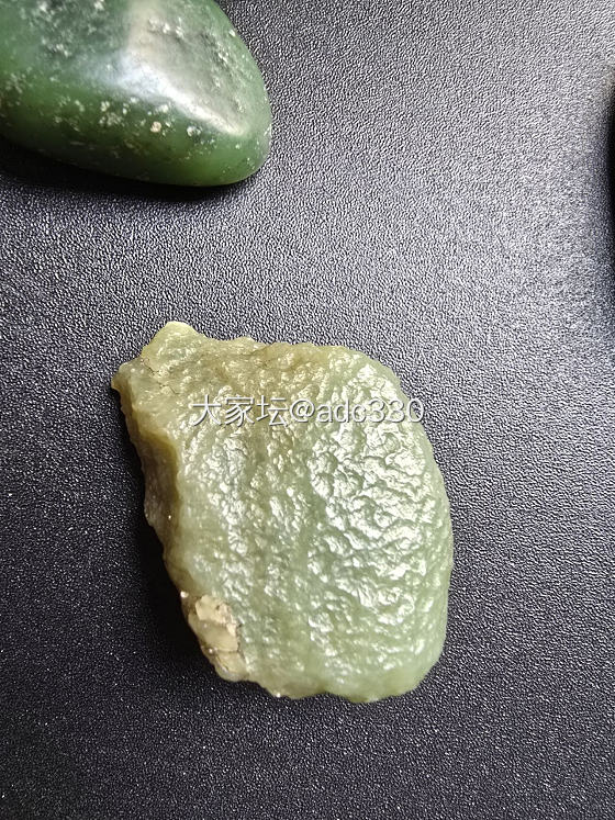 和田玉籽料原石_和田玉