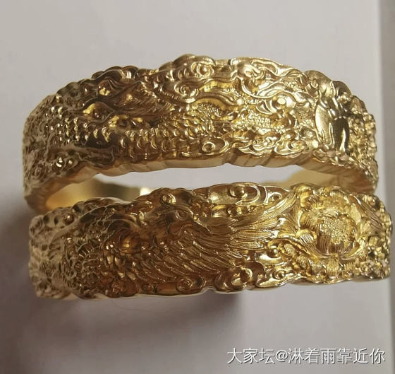 喜欢小珍的凤镯，有出的么_金