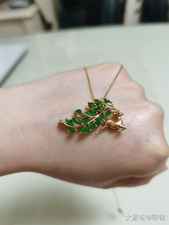 适合春天的胸针吊坠_金