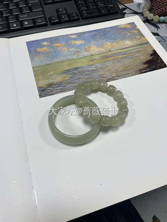和田玉配套的快乐_手镯和田玉