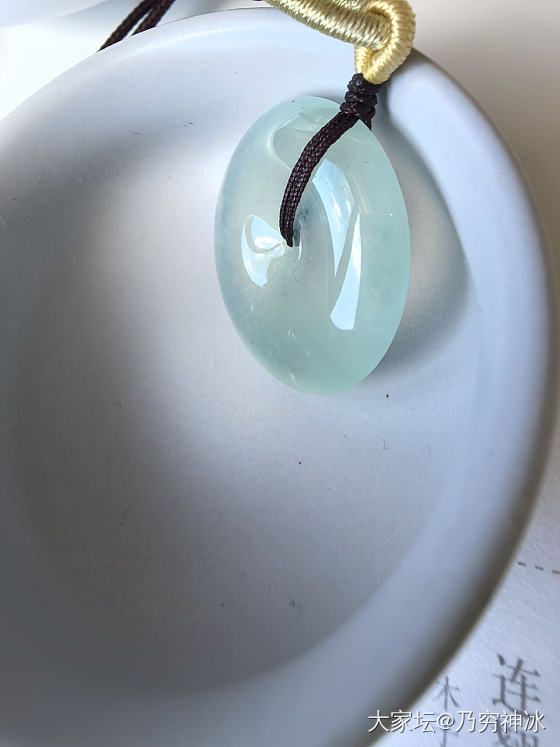 翡翠扣子留不留？_翡翠