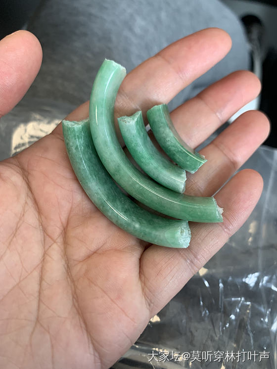 勉强进得两指，这点空间能撑多久啊_手镯翡翠