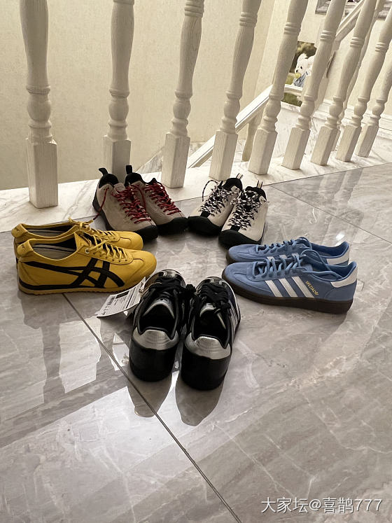 给家属买了一双keen 鞋_穿搭