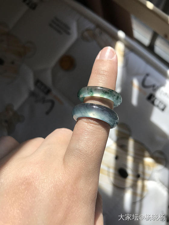 翡翠古法金手绳指环戒指_翡翠