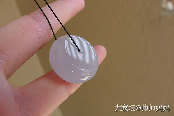 翡翠冰糯化淡紫大轮胎扣_翡翠