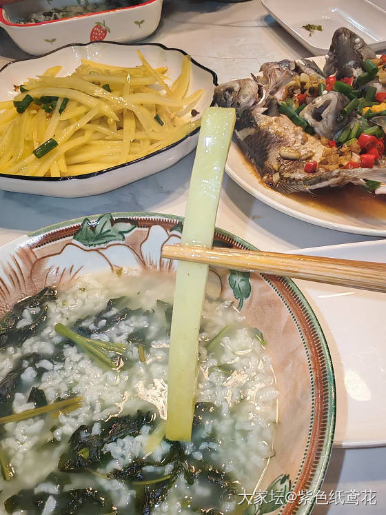 开心一刻：仰望星空和定海神针。_美食