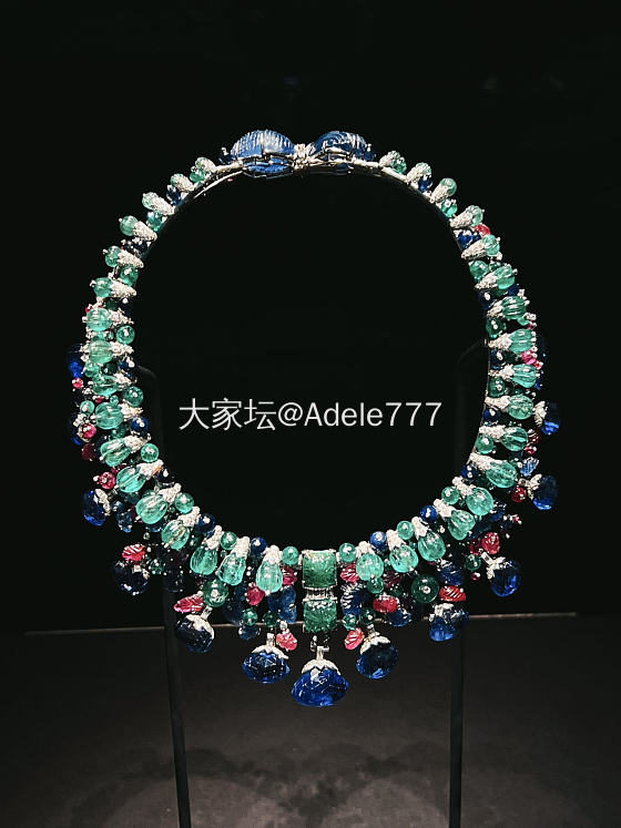 闲来无事，发一下卡地亚珠宝展的照片_展会名贵宝石彩色宝石