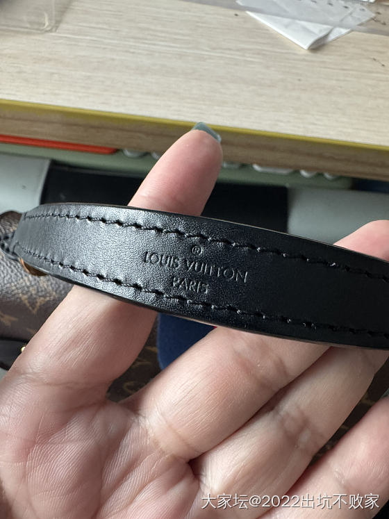 自刀翡翠黄金饰品和包包等_首饰