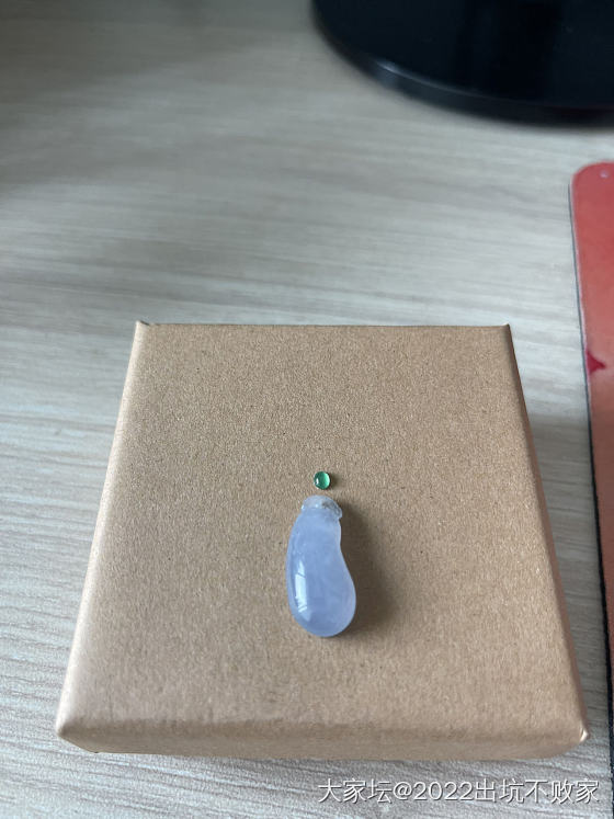 自刀翡翠黄金饰品和包包等_首饰
