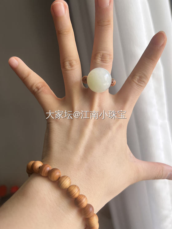 鹅的大显眼包_和田玉