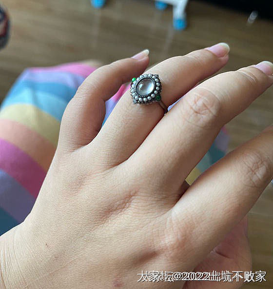 自刀翡翠黄金饰品和包包等_首饰