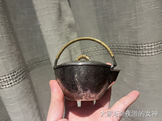 平衡木与银茶壶_文玩