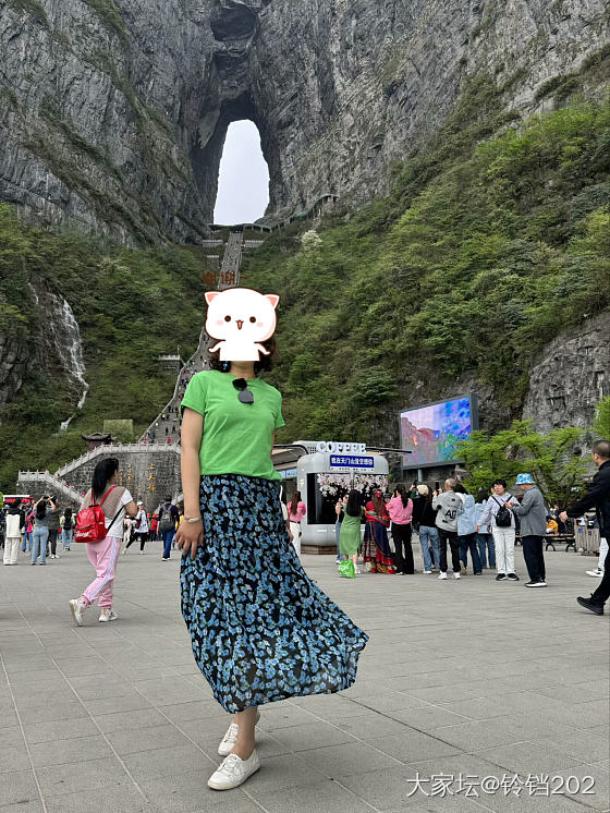 这种碎花裙过时了吗_穿搭