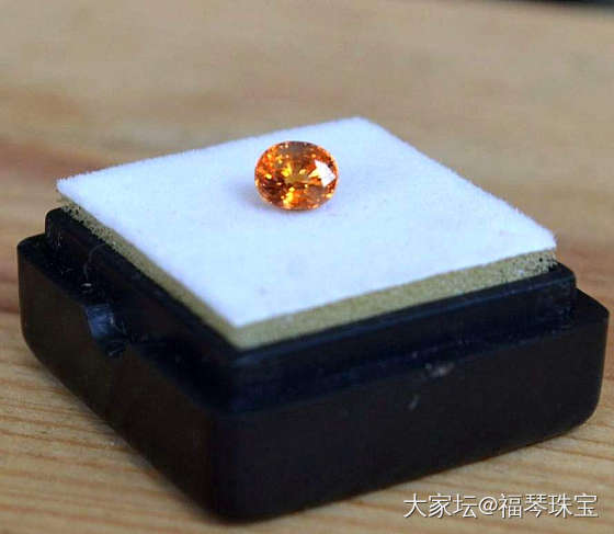 【现价再打8折特惠】斯里兰卡纯天然椭圆型0.88克拉蓝宝石_蓝宝石