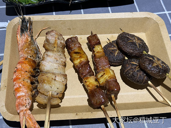 自己去吃烧鸟和寿喜锅，自己花了109元，点了一堆东西。_美食生活