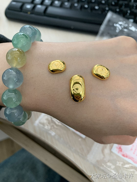 一大早去建行提小鼻嘎啦_把玩件金