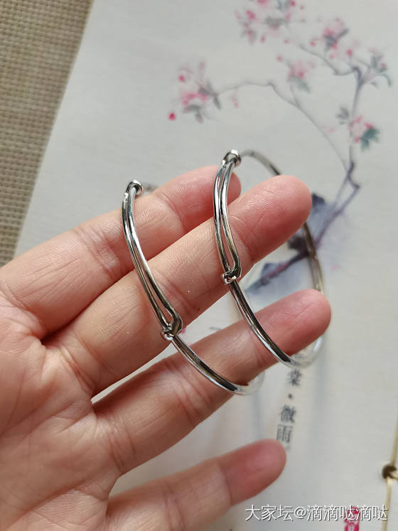 足铂抽拉手镯_金