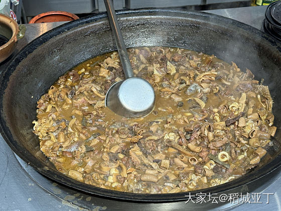 五一出来改善伙食，今晚和朋友去吃牛喜市广式牛杂煲自助。_美食生活