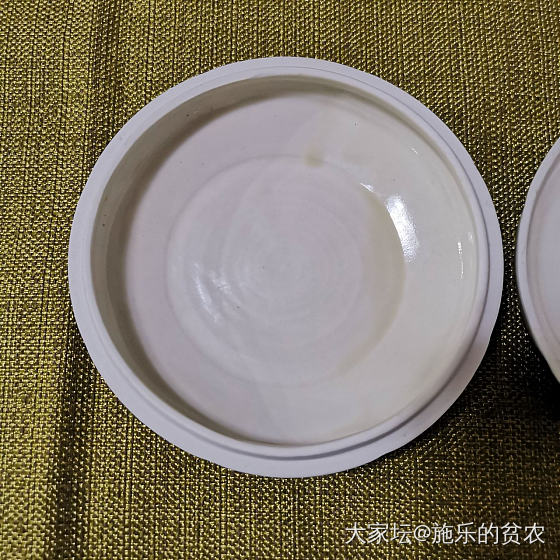 收藏故事：古陶瓷，晚唐至五代定窑“易定”白瓷瓜棱盖盒_铜器