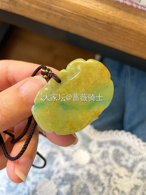 黄加绿特色翡翠重度爱好者_吊坠翡翠