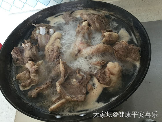 我宣布手扒羊肉和荞面圪坨原地结婚了，太搭配（五月二日的早午饭）_美食