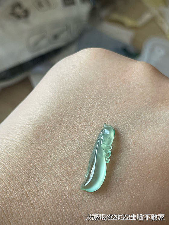 自刀翡翠黄金饰品和包包等_首饰