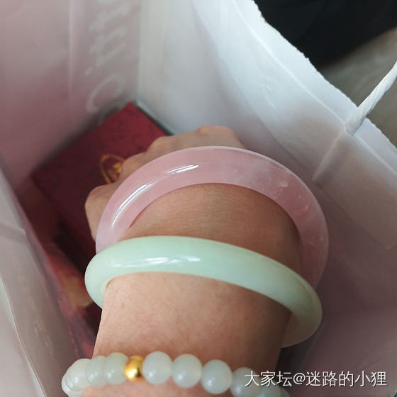 天然原矿粉晶镯子_首饰