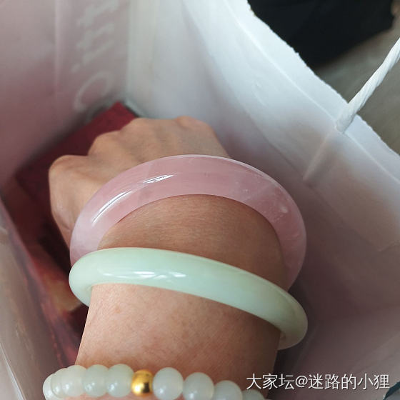 天然原矿粉晶镯子_首饰