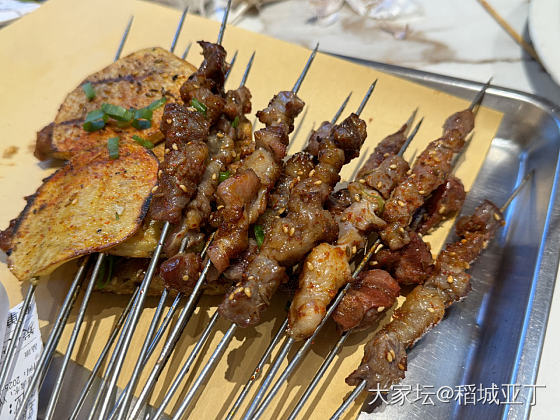 晚上和我弟去吃烧烤涮锅，两人消费221元。_美食生活