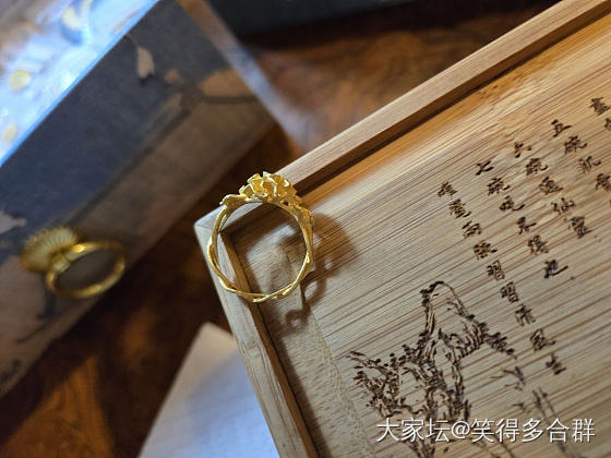 淘金记   生生家的百花齐放_周生生金