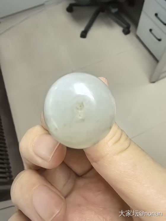 买了第一个和田玉挂件，大家帮忙看看_文玩玉石和田玉