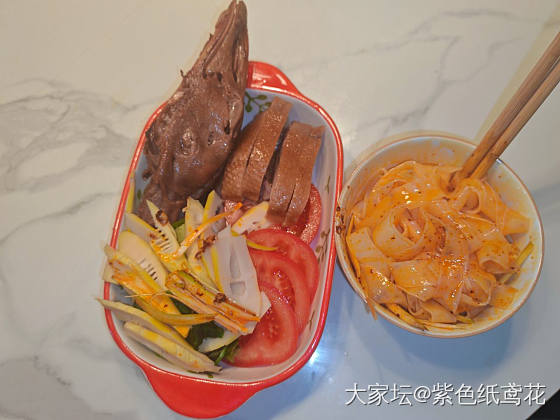 分享一个人带娃做饭小技巧。