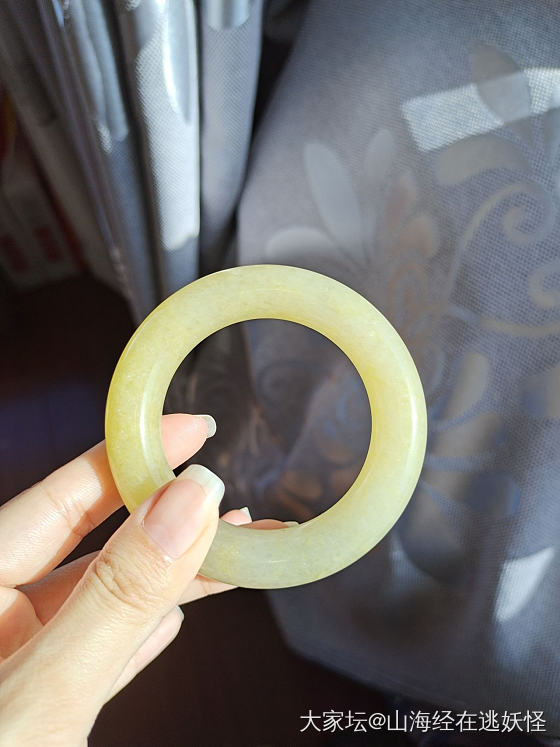 佘太翠草莓酱手镯_玉石