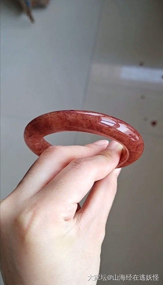 佘太翠草莓酱手镯_玉石