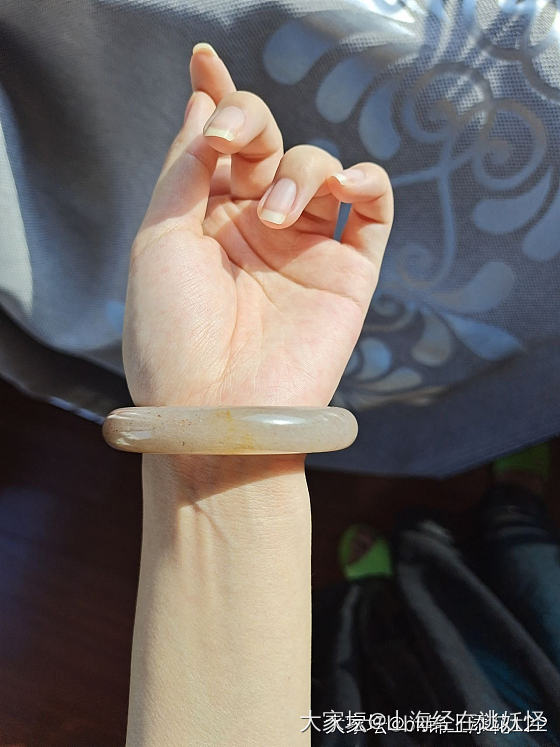 佘太翠草莓酱手镯_玉石