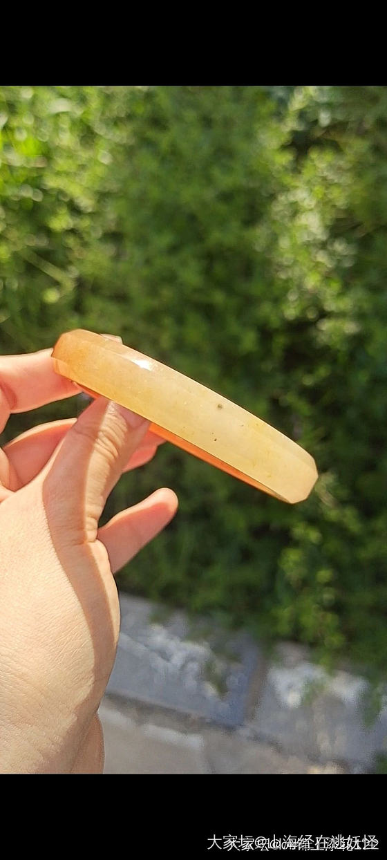 佘太翠草莓酱手镯_玉石